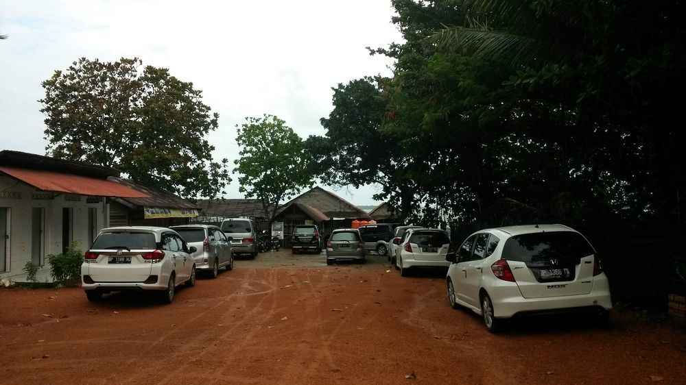 Bintan Laguna Restaurant And Resort Teluk Bakau Exterior foto